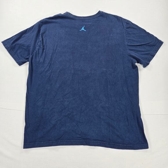Nike Air Jordan "There Is No I In Team But There Is in Win" Blue T-Shirt Size XL - Picture 6 of 6